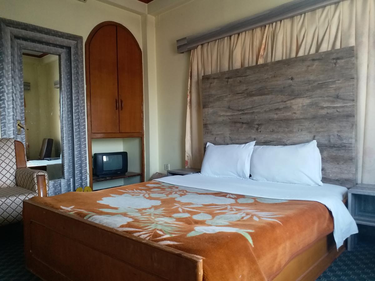 Hotel Marigold โปขระ ภายนอก รูปภาพ