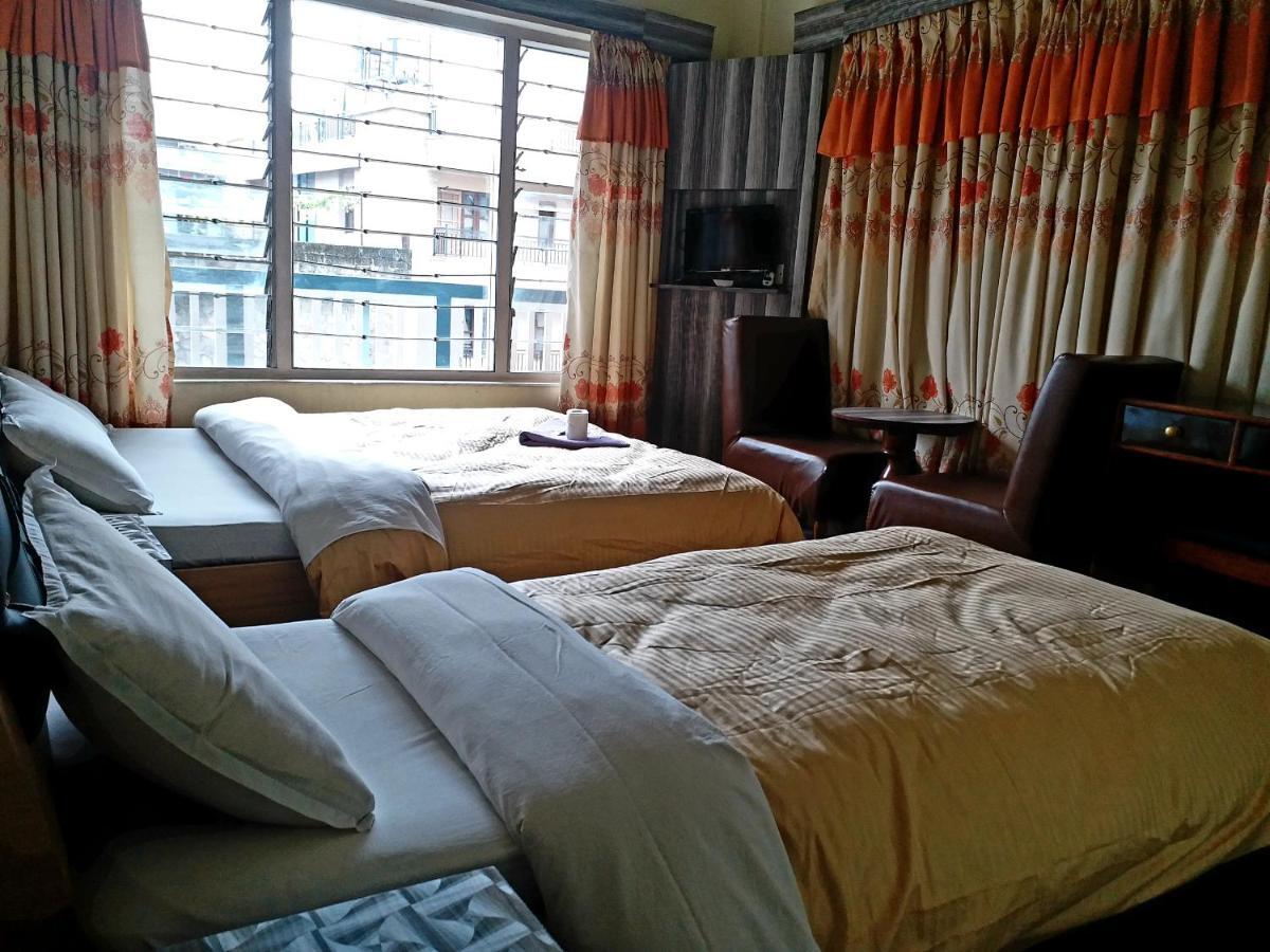 Hotel Marigold โปขระ ภายนอก รูปภาพ
